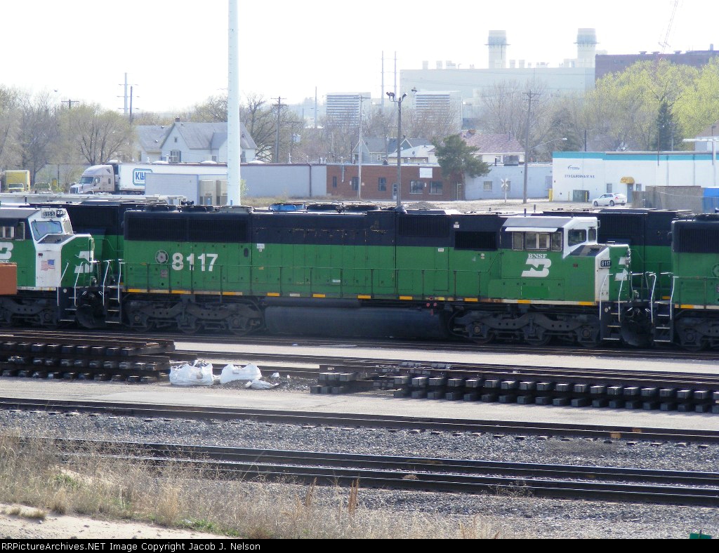 BNSF 8117